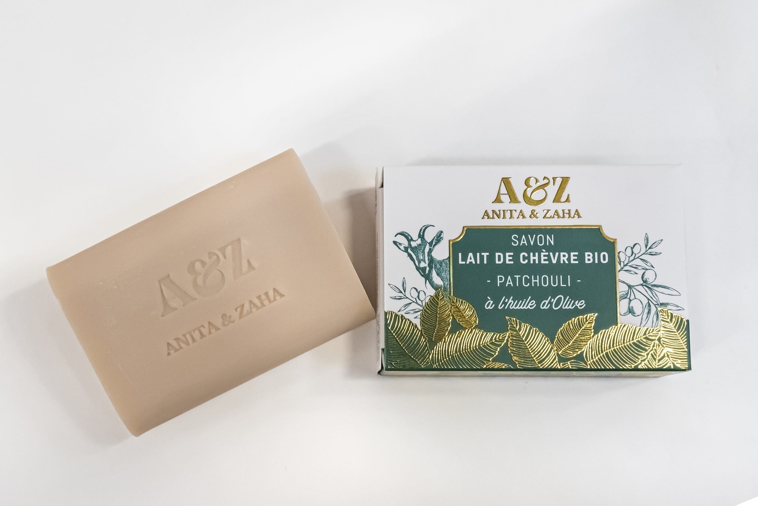 Savon ANITA & ZAHA au lait de chèvre bio et patchouli, Made In France.