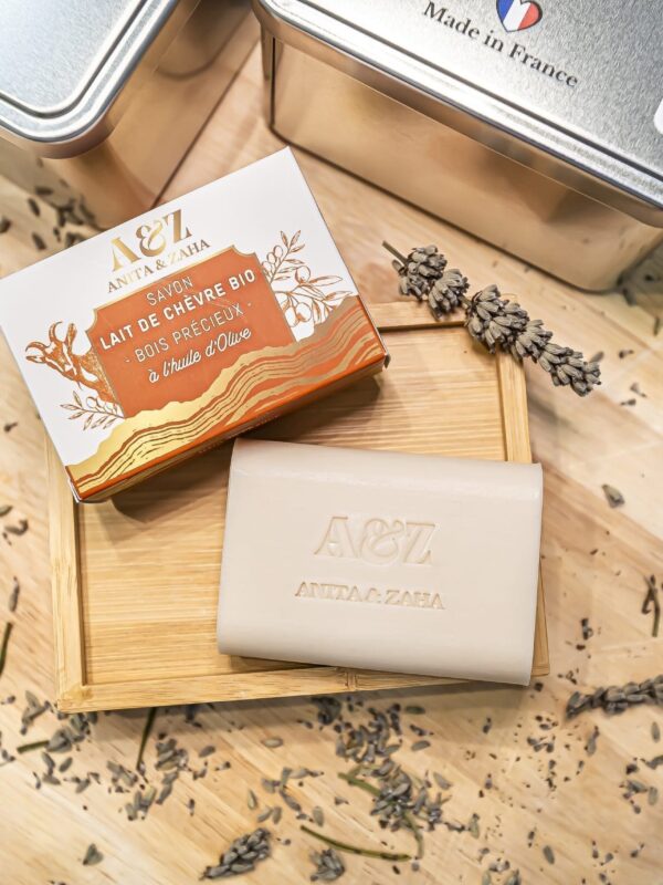Savon au Lait de Chèvre Bio Bois Précieux